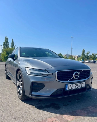 Volvo V60 cena 60000 przebieg: 87700, rok produkcji 2019 z Poznań małe 301